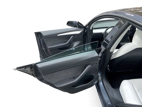 Certified 2023 Tesla Model 3 Standard Range RWD image 10
