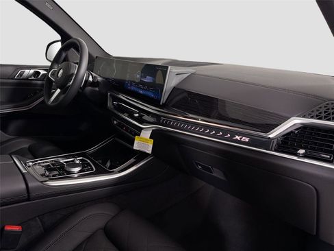 New 2026 BMW X5 xDrive40i AWD/4WD image 30