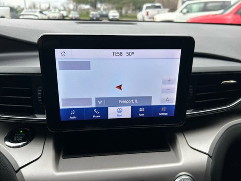 Used 2021 Ford Explorer XLT w/ Equipment Group 202A image 2