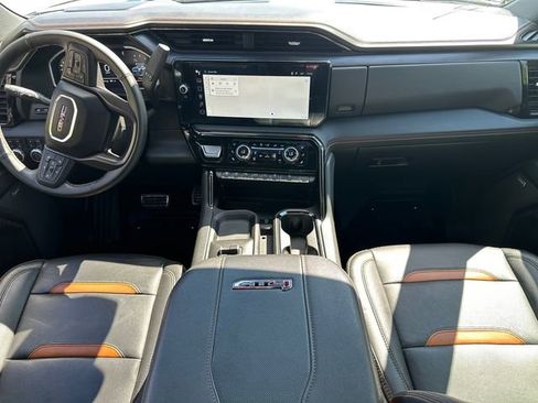 Used 2024 GMC Sierra 3500 AT4 w/ AT4 Premium Plus Package AWD/4WD image 20
