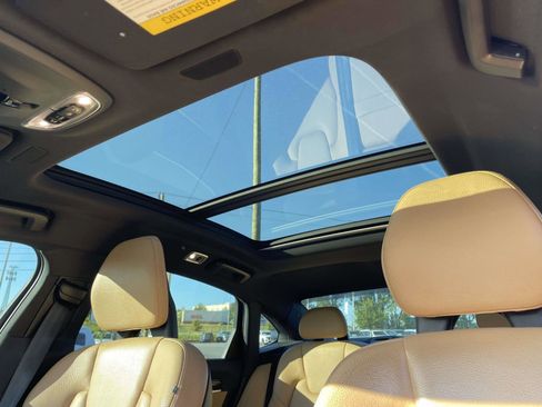 Used 2018 Volvo S90 T5 Momentum w/ Convenience Package FWD image 18