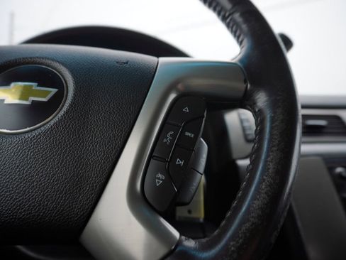 Used 2014 Chevrolet Silverado 2500 LTZ image 17