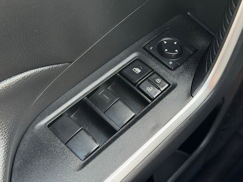 Certified 2025 Toyota RAV4 LE image 28