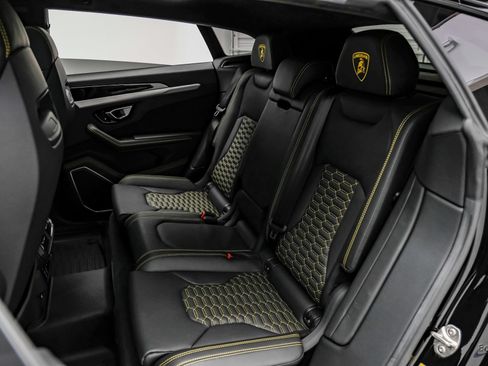 Used 2022 Lamborghini Urus AWD/4WD image 85