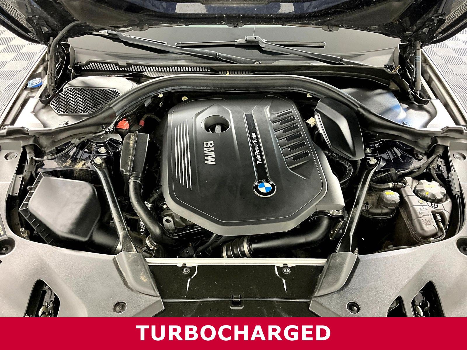 Used 2018 BMW 540i xDrive AWD/4WD image 29