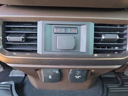 Used 2025 Ford F150 King Ranch w/ FX4 Off-Road Package image 12