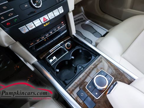 Used 2016 Mercedes-Benz E 350 4MATIC Sedan w/ Premium Package image 42