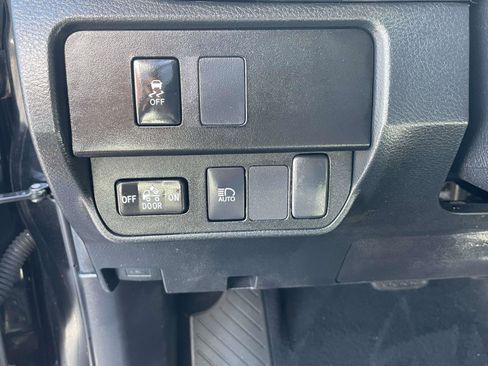 Used 2022 Toyota Tacoma SR5 w/ Technology Package RWD image 22