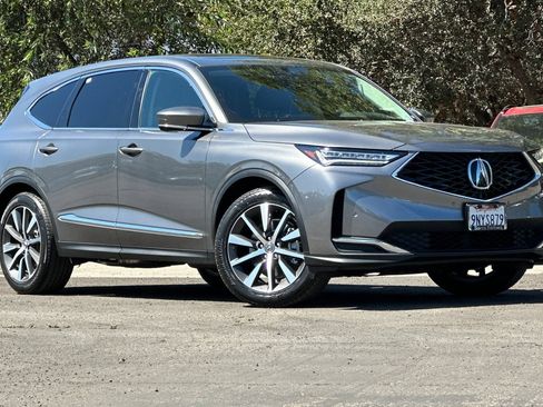 Used 2025 Acura MDX FWD w/ Technology Package image 2