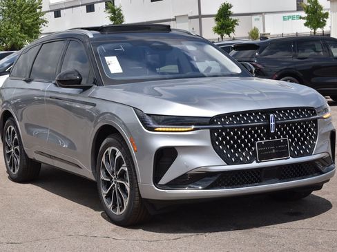 New 2026 Lincoln Nautilus Reserve AWD/4WD image 3