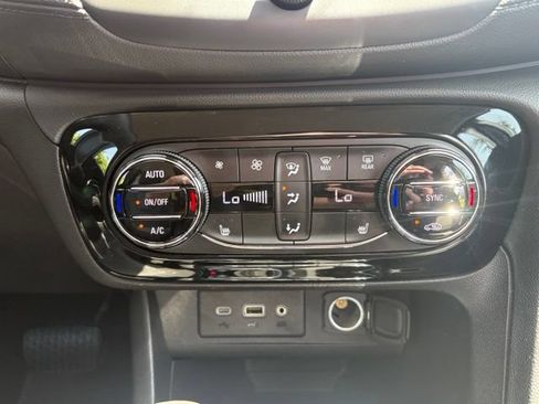 Used 2023 Buick Encore GX Select w/ Sport Touring Package FWD image 24