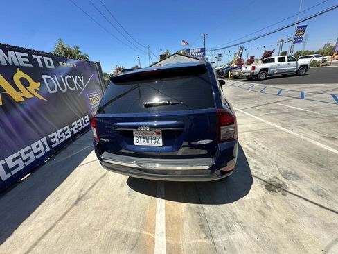 Used 2017 Jeep Compass High Altitude AWD/4WD image 6