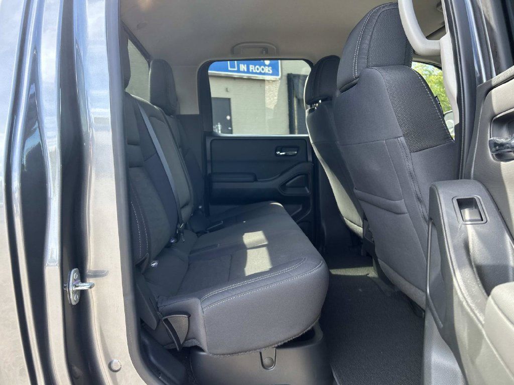 Certified 2024 Nissan Frontier SV w/ SV Convenience Package AWD/4WD image 15