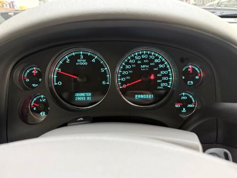 Used 2007 Chevrolet Tahoe LS RWD image 25