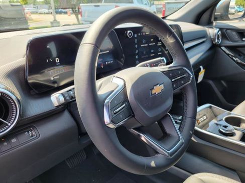 New 2027 Chevrolet Equinox LT w/ Convenience Package II FWD image 10