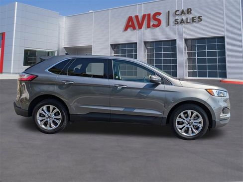 Used 2024 Ford Edge Titanium image 5