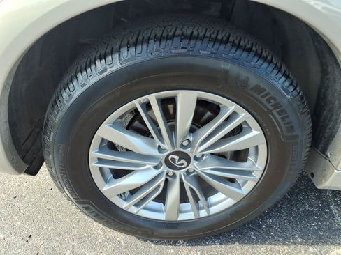 Used 2019 INFINITI QX80 Luxe RWD image 9