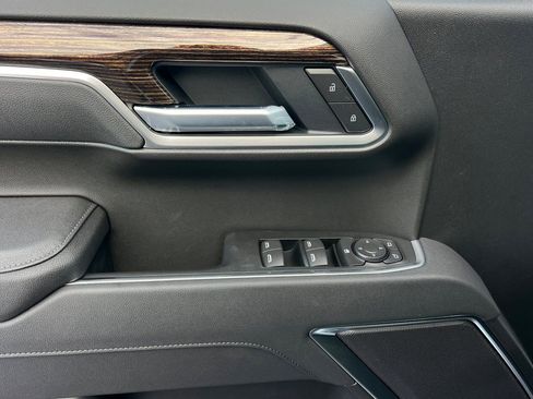 New 2026 GMC Sierra 1500 Elevation image 9