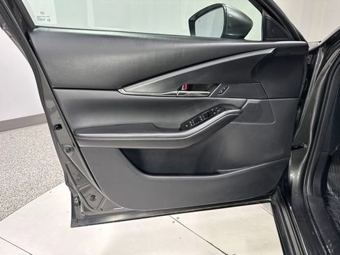 Used 2025 MAZDA CX-30 AWD 2.5 S w/ Preferred Package image 11