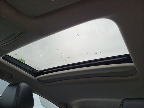 Used 2023 Honda Civic Touring image 29