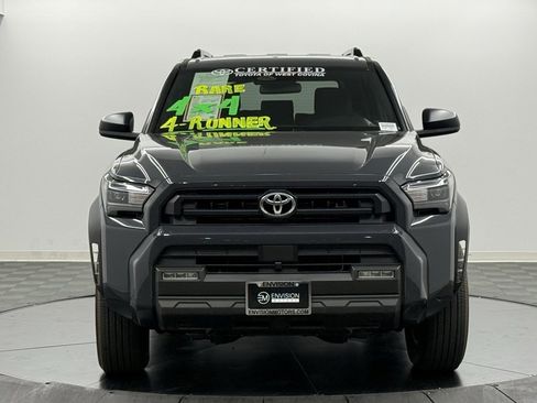 Used 2025 Toyota 4Runner SR5 image 3
