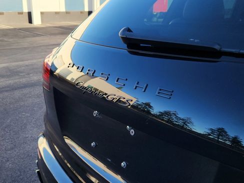 Used 2016 Porsche Cayenne GTS w/ Premium Package Plus AWD/4WD image 7