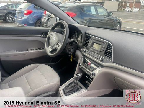 Used 2018 Hyundai Elantra SE w/ Cargo Package image 9