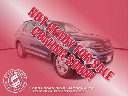 Used 2022 Ford Explorer XLT w/ Equipment Group 202A image 1