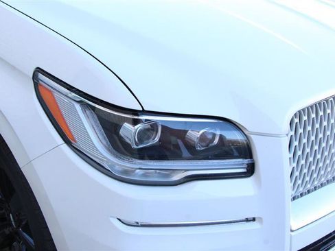 Used 2022 Lincoln Navigator Reserve image 41