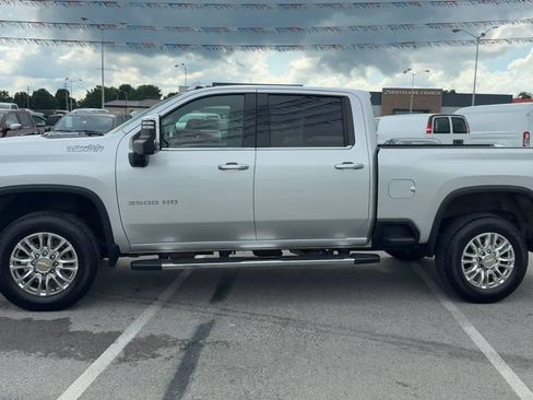 Used 2022 Chevrolet Silverado 3500 High Country w/ Z71 Off-Road Package AWD/4WD image 3
