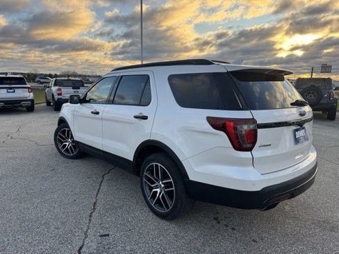 Used 2016 Ford Explorer Sport image 6