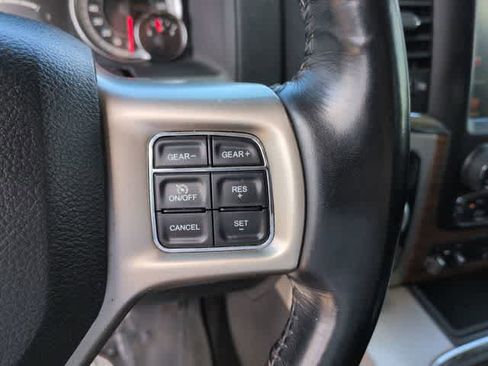 Used 2017 RAM 1500 Laramie w/ Convenience Group AWD/4WD image 24