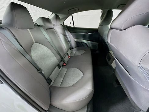 Used 2024 Toyota Camry LE image 30