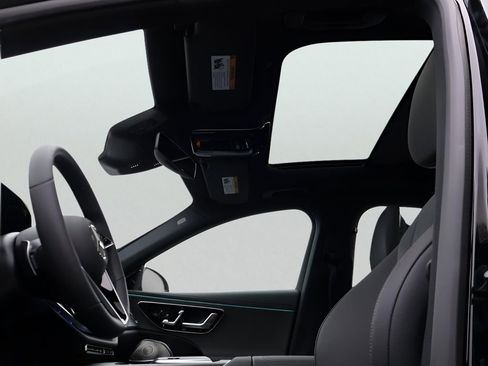 New 2026 Mercedes-Benz E 350 4MATIC Sedan image 40