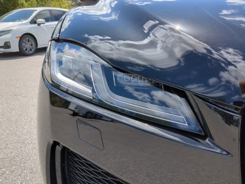 New 2026 Jaguar F-PACE R-Dynamic S image 10