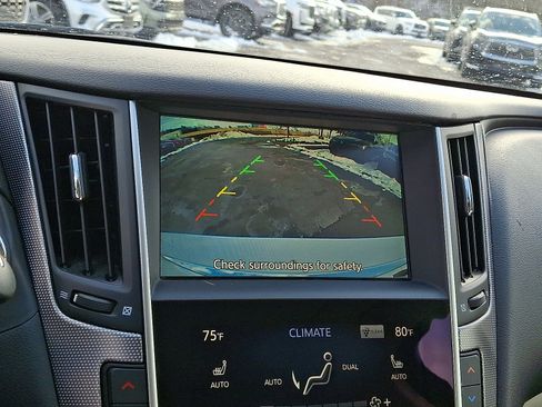 Used 2017 INFINITI Q50 3.0t Premium w/ 3.0T Premium Plus Package image 18