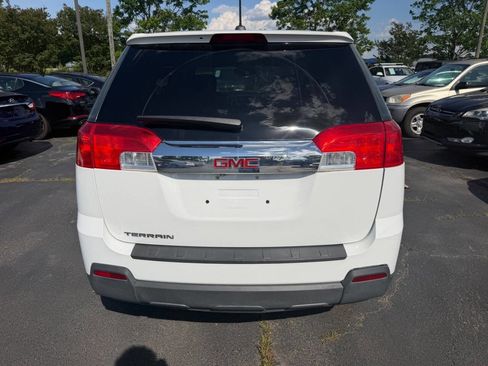 Used 2015 GMC Terrain SLE FWD image 5