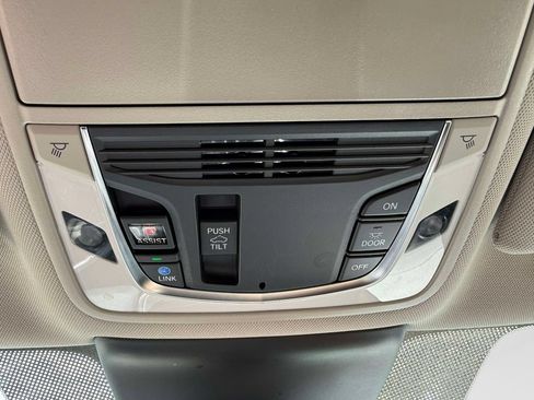 Used 2023 Acura TLX SH-AWD w/ Advance Package image 26