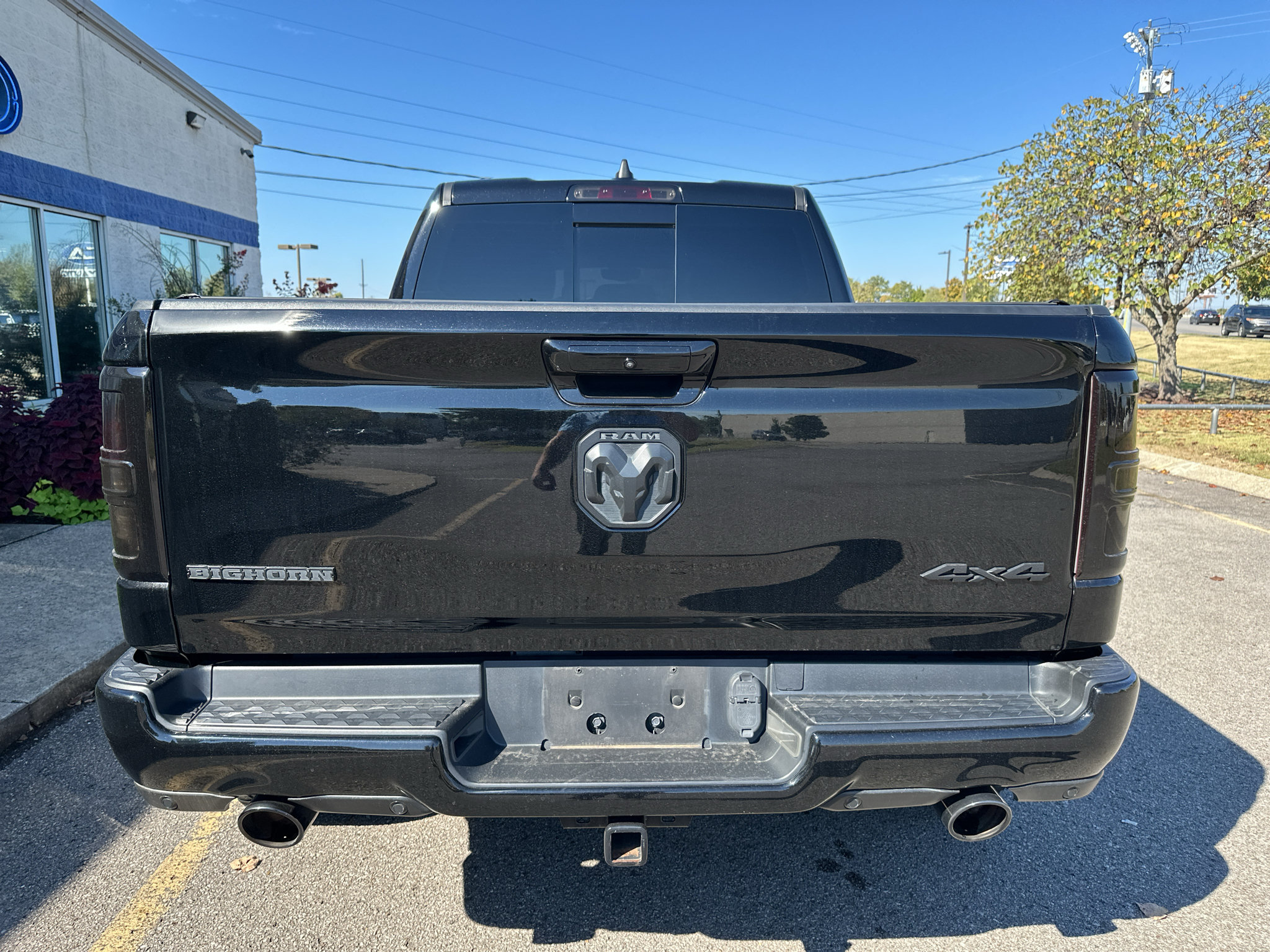 Used 2020 RAM 1500 Big Horn AWD/4WD image 5