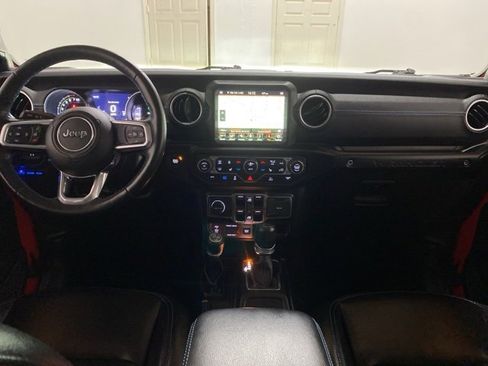 Used 2022 Jeep Wrangler Unlimited Rubicon 4xe w/ Cold Weather Group image 10