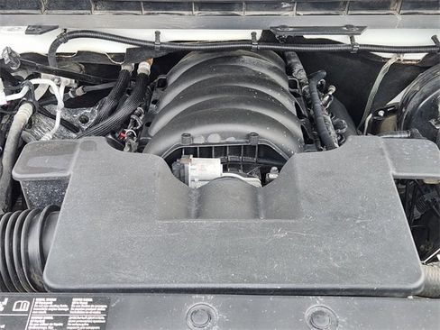 Used 2018 Chevrolet Silverado 1500 LT w/ Texas Edition image 30