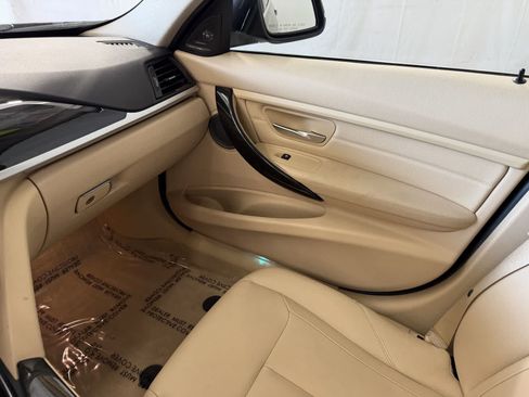 Used 2015 BMW 328i xDrive Sedan AWD/4WD image 23
