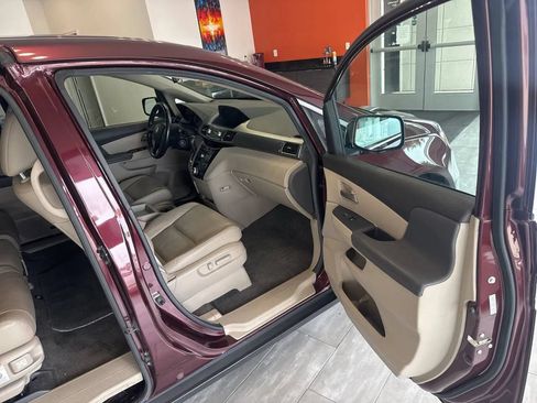 Used 2012 Honda Odyssey EX-L image 16