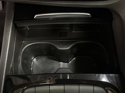 Used 2018 Buick Regal Preferred image 30