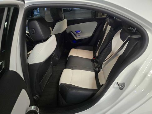 Used 2022 Mercedes-Benz A 220 4MATIC image 26