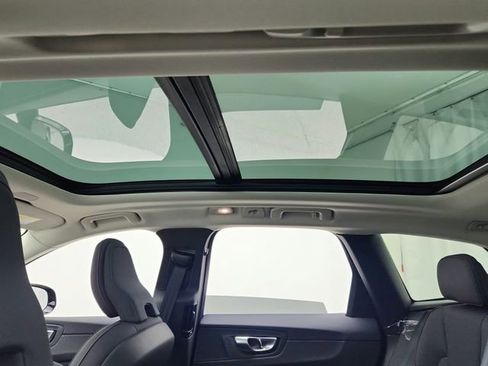 New 2026 Volvo XC60 B5 Plus w/ Protection Package Premier image 30