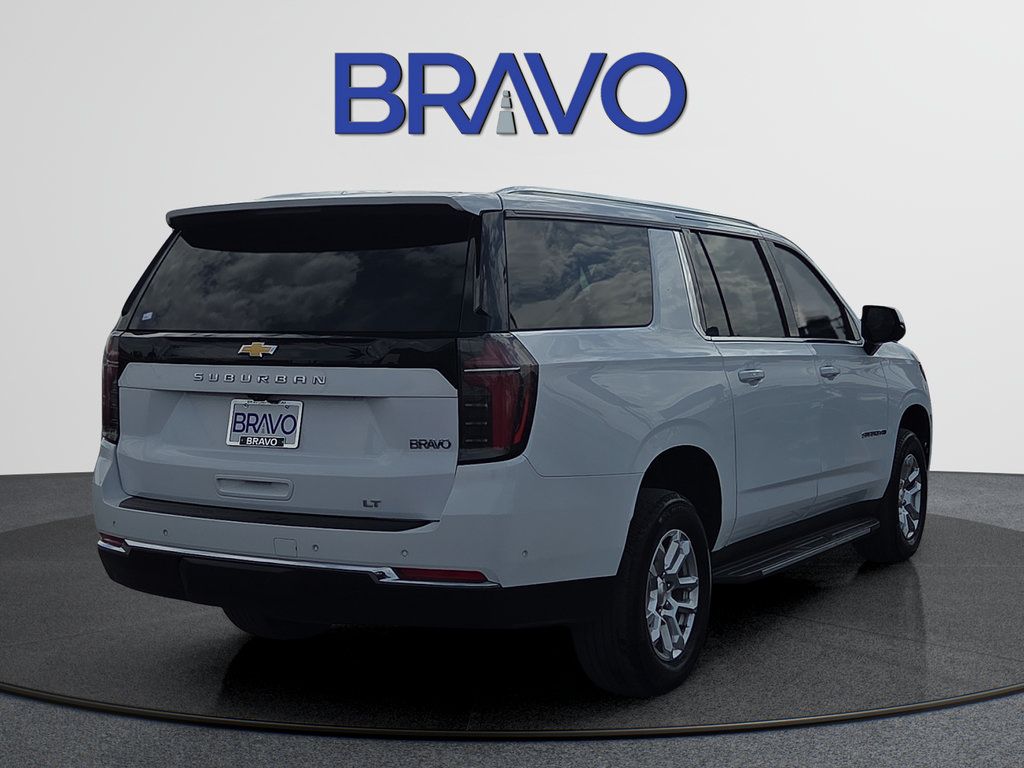 Used 2025 Chevrolet Suburban LT AWD/4WD image 4
