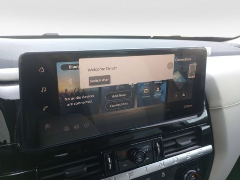 New 2026 Nissan Pathfinder SL image 16