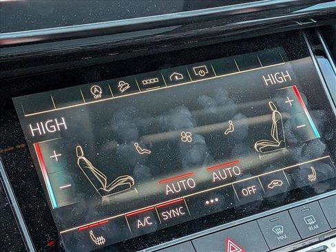 Certified 2023 Audi Q7 2.0T Premium w/ Convenience Package image 12