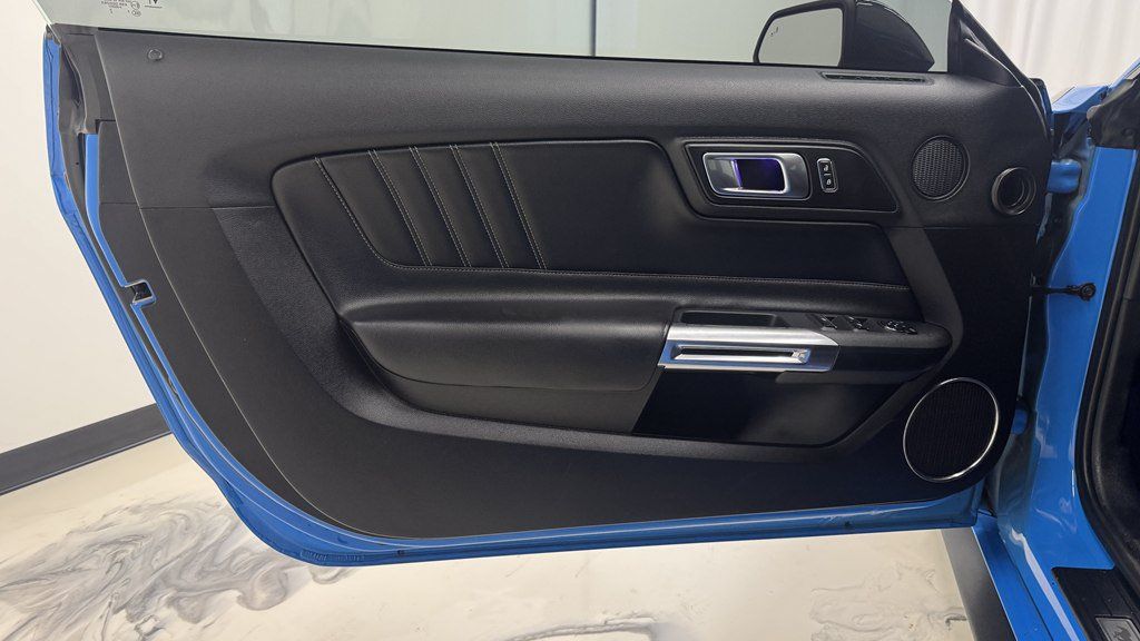 Used 2022 Ford Mustang Premium RWD image 15